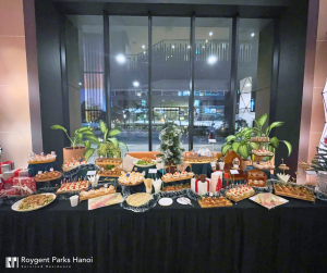 🎄✨ 메리 크리스마스｜로이젠트 파크 하노이 ✨🎄